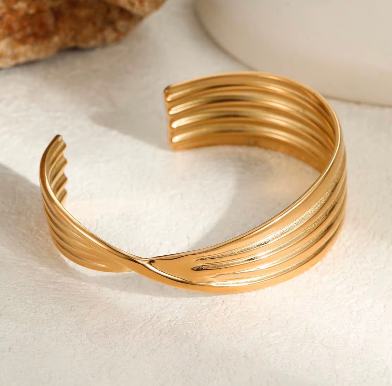 Ava Gold Bracelet