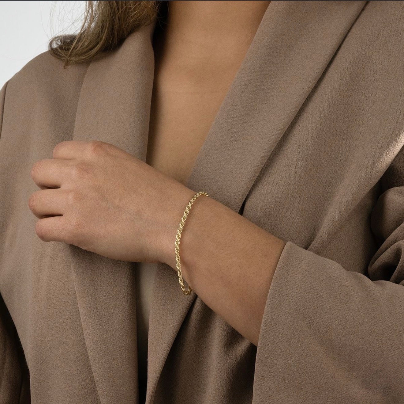 Essential twist Bracelet