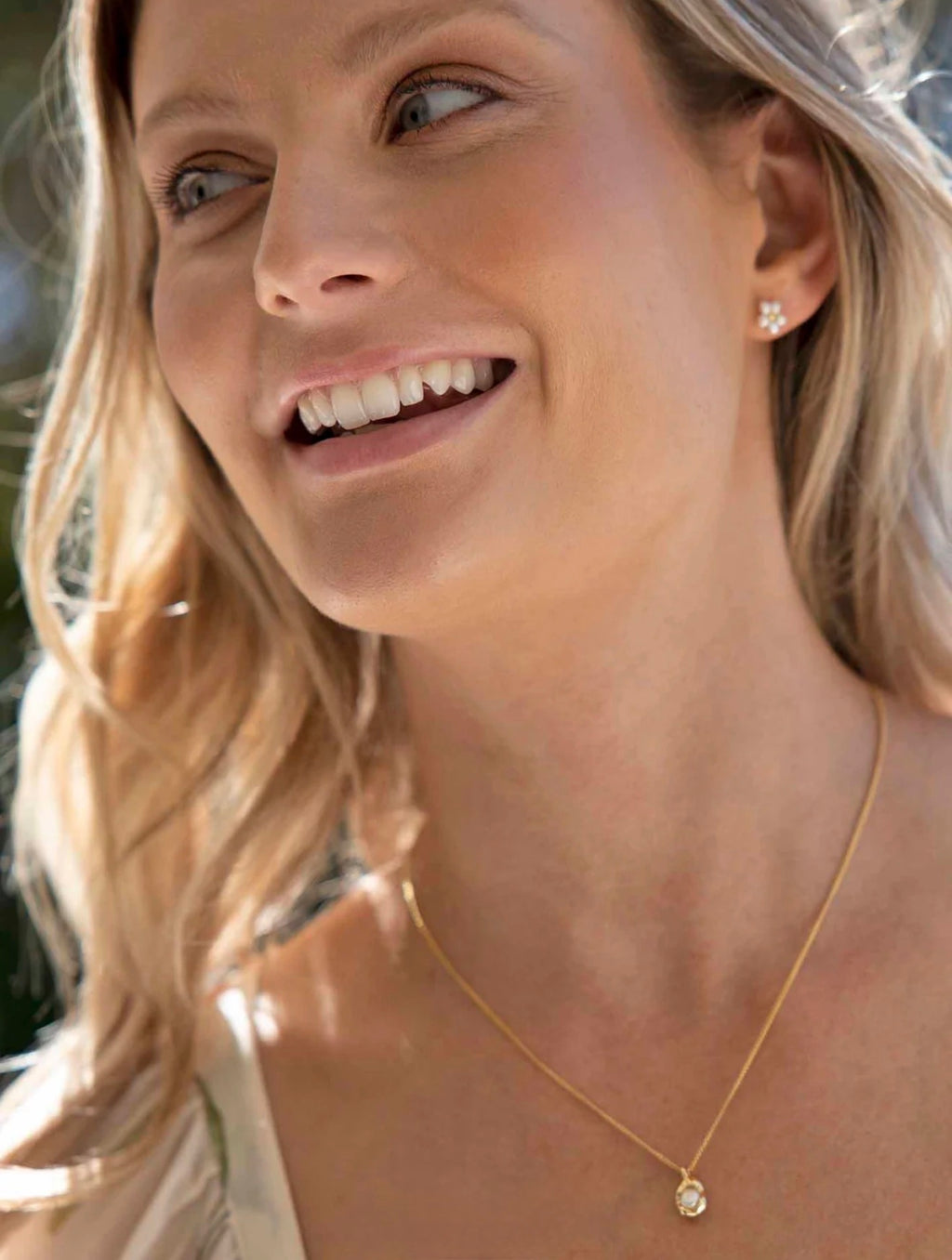 Isla Gold Necklace
